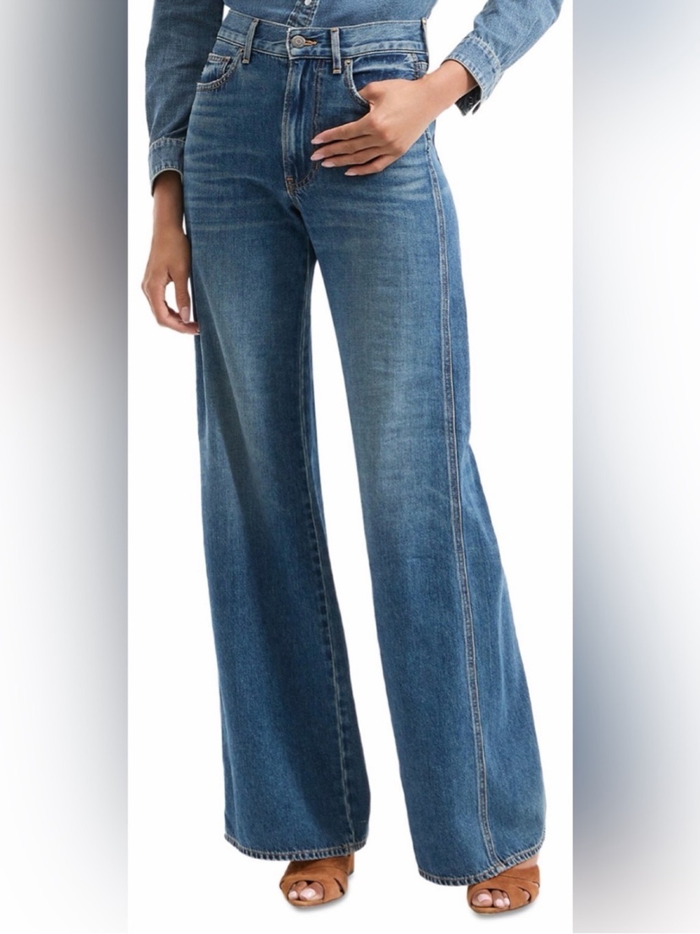 High-Rise Wide Leg Women's Jeans - Medium Blue